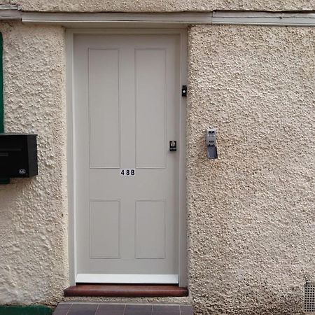 Pass The Keys Renovated Apartment In The Centre Of Canterbury Buitenkant foto