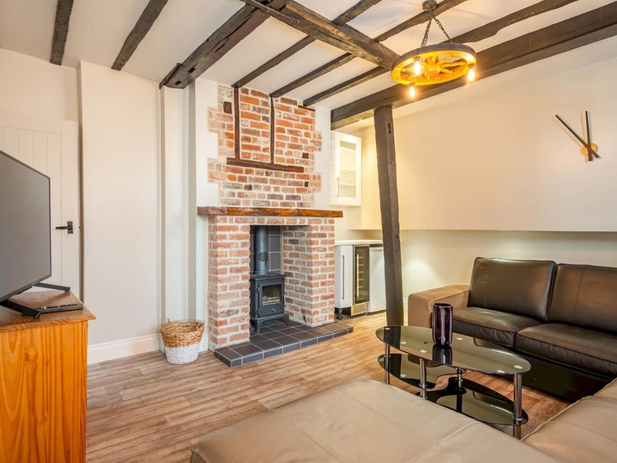 Pass The Keys Renovated Apartment In The Centre Of Canterbury Buitenkant foto