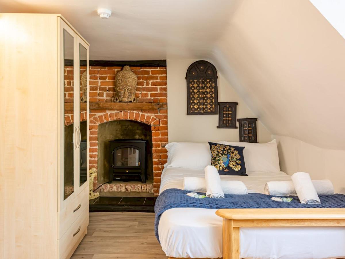 Pass The Keys Renovated Apartment In The Centre Of Canterbury Buitenkant foto