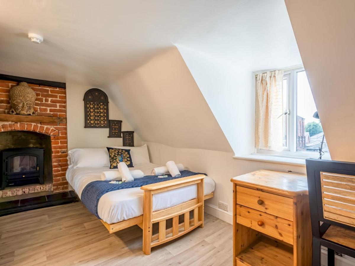 Pass The Keys Renovated Apartment In The Centre Of Canterbury Buitenkant foto
