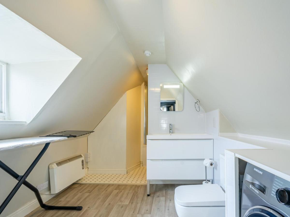 Pass The Keys Renovated Apartment In The Centre Of Canterbury Buitenkant foto